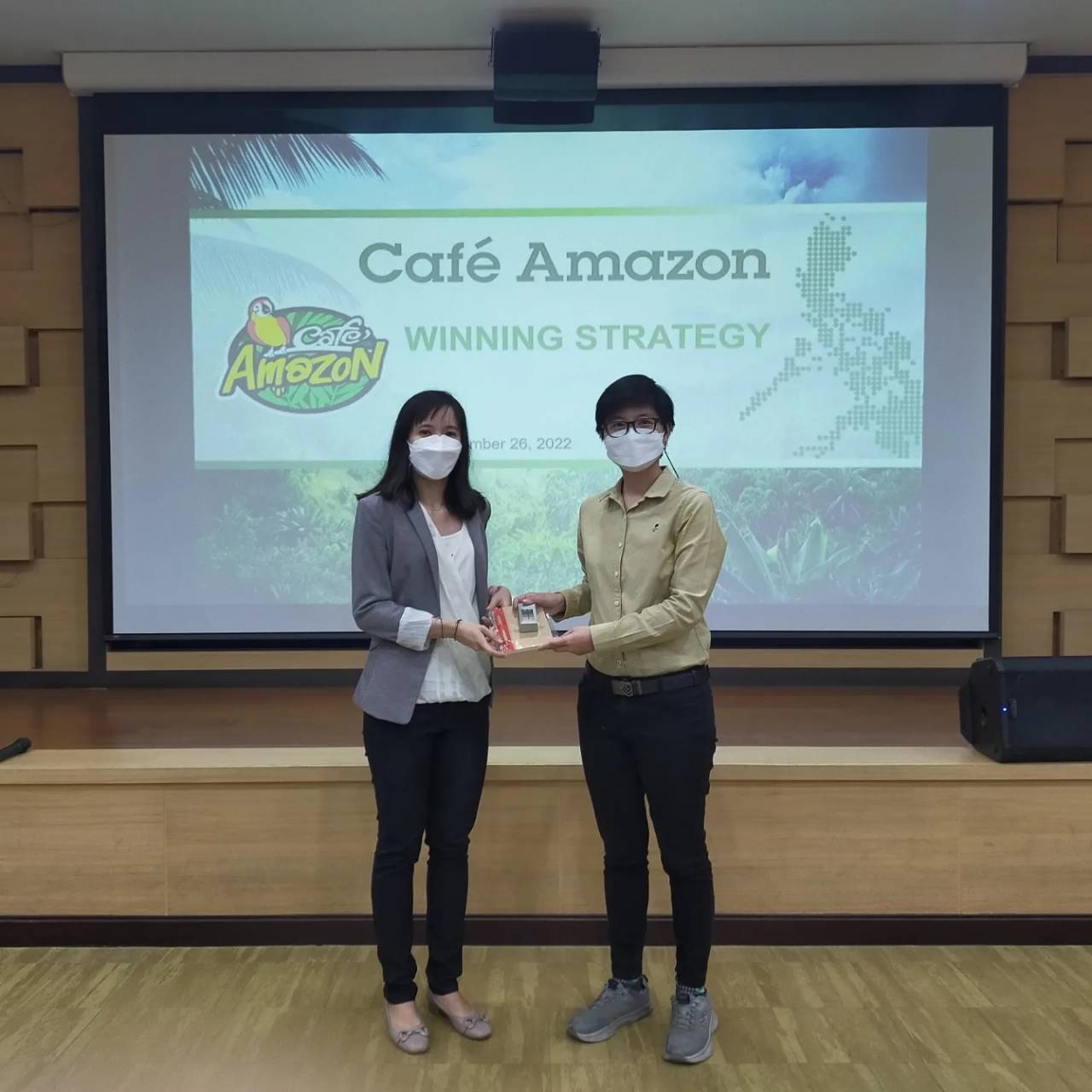 บรรยายพิเศษ Winning Strategy for Cafe Amazon