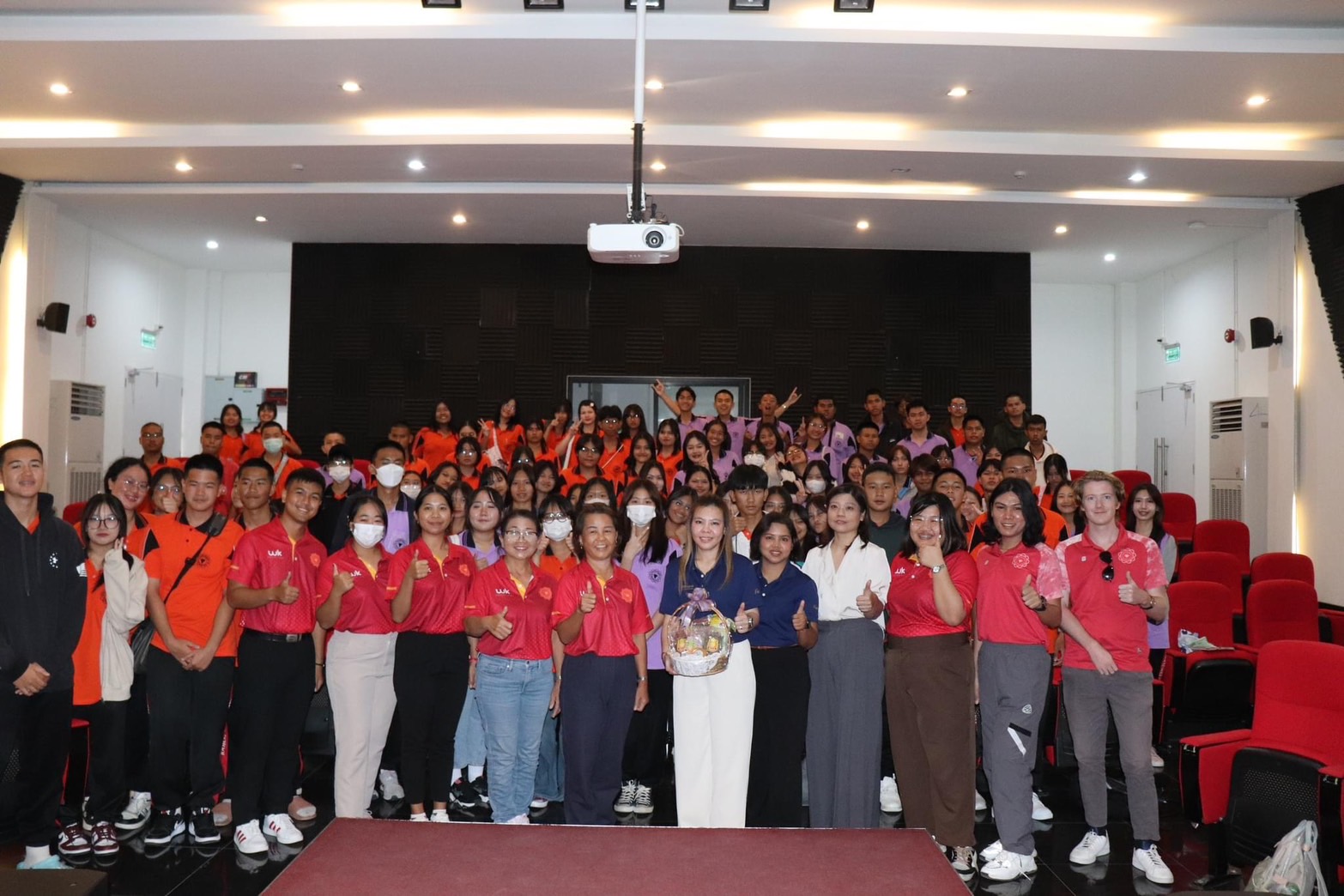 ต้อนรับคณะเข้าศึกษาดูงานจากโรงเรียนวิทยานุกูลนารี จังหวัดเพชรบูรณ์