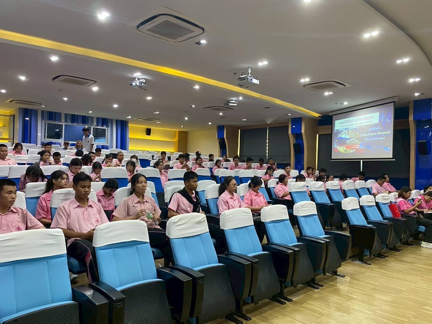 ต้อนรับคณะเข้าศึกษาดูงานจากโรงเรียนบ้านสวน (จั่นอนุสรณ์)