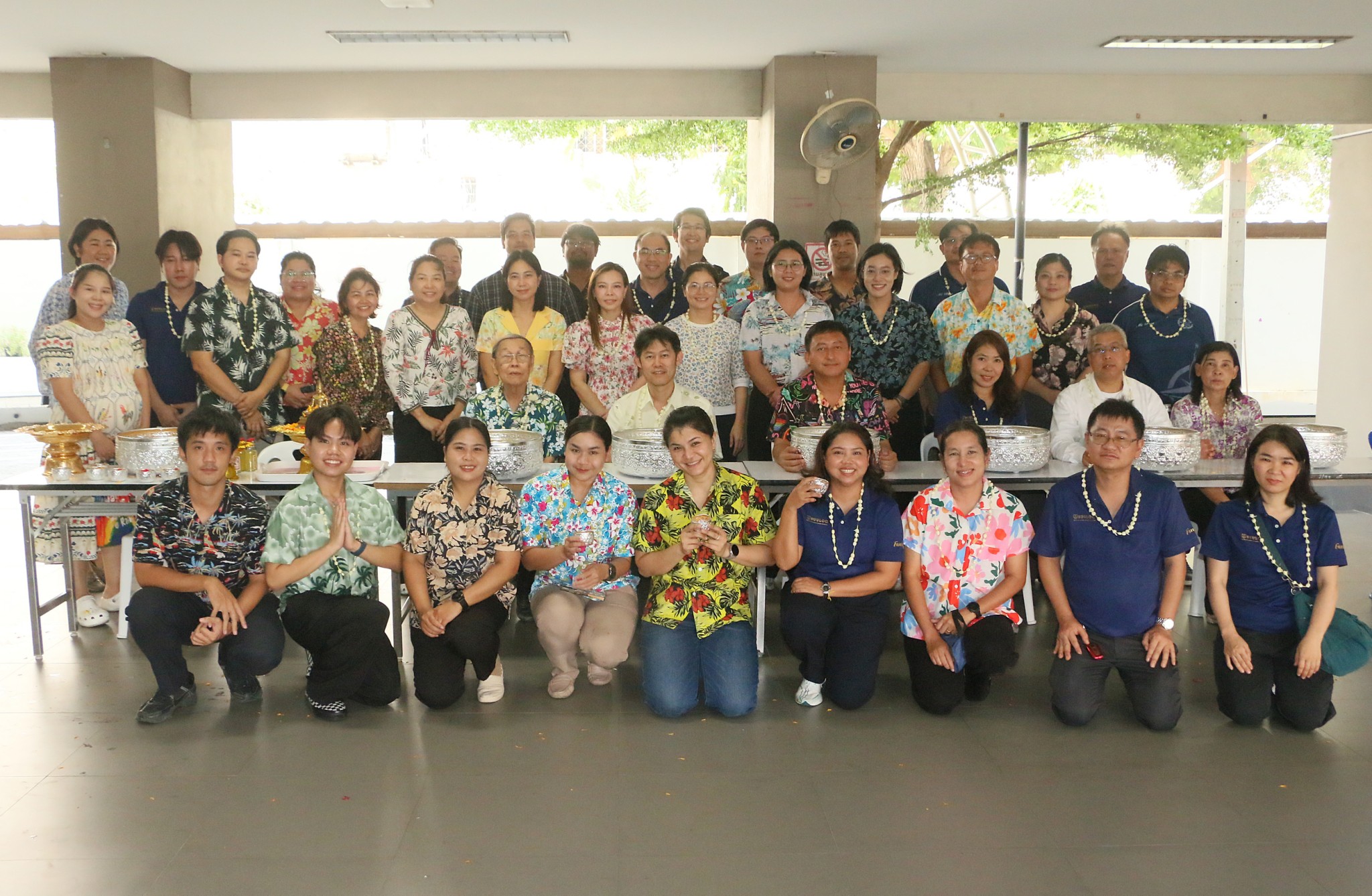 คณะโลจิสติกส์ มหาวิทยาลัยบูรพา จัดโครงการรดน้ำขอพรปีใหม่ไทย ประจำปีงบประมาณ พ.ศ. 2569