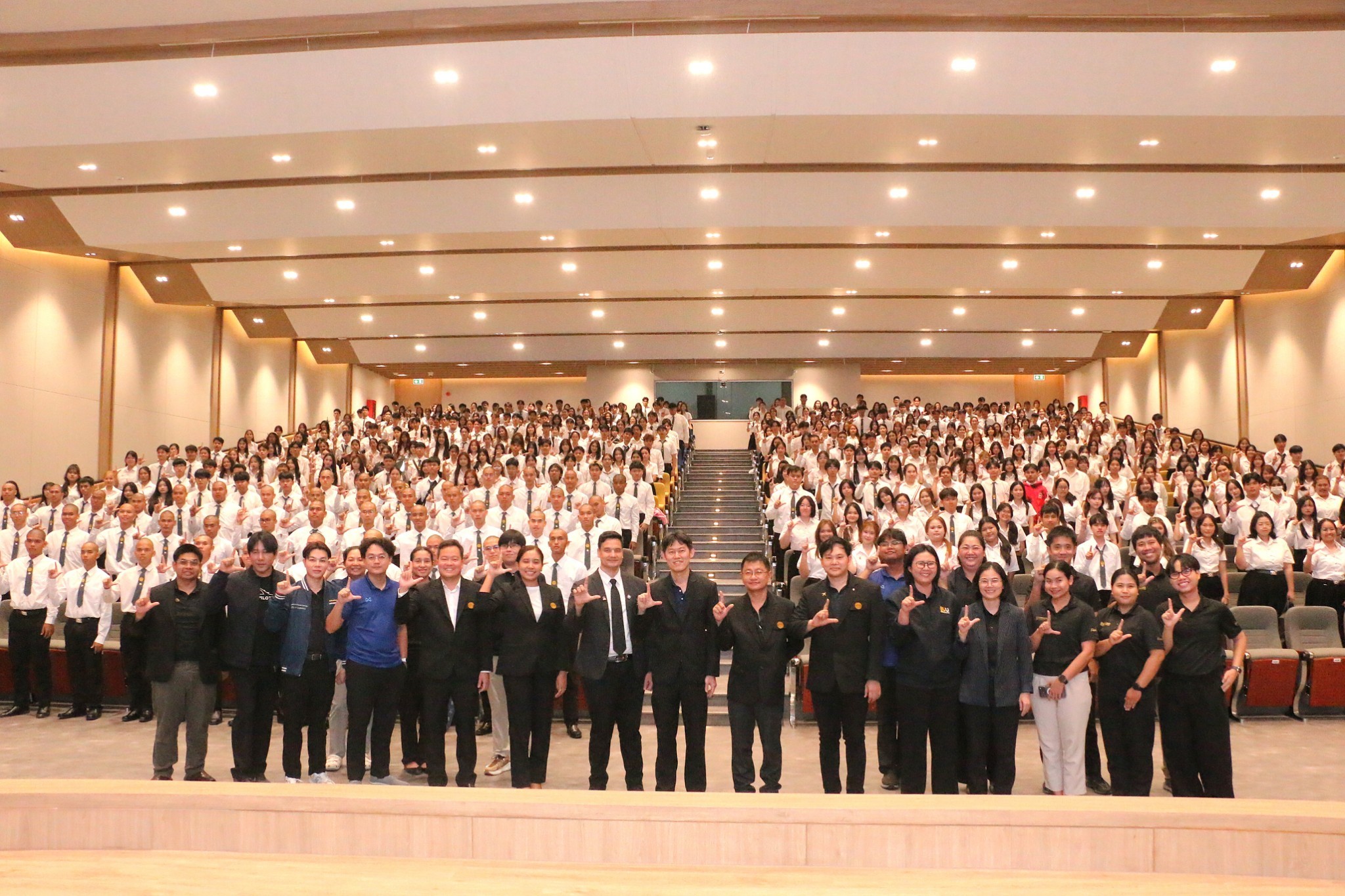 โครงการปฐมนิเทศนิสิตใหม่คณะโลจิสติกส์ ประจำปีการศึกษา 2569