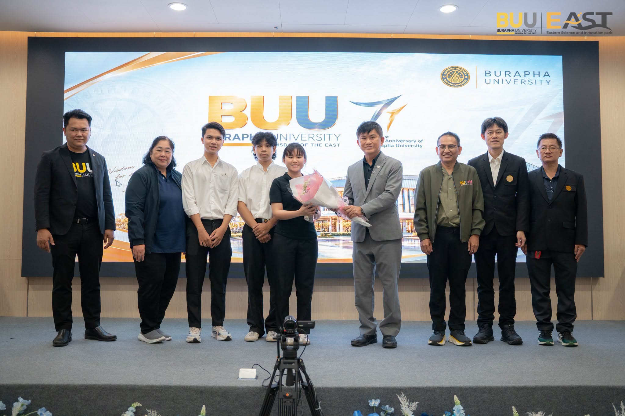 คณะโลจิสติกส์ มหาวิทยาลัยบูรพา ขอแสดงความยินดีแก่นิสิตผู้สร้างชื่อเสียงให้กับมหาวิทยาลัยบูรพา